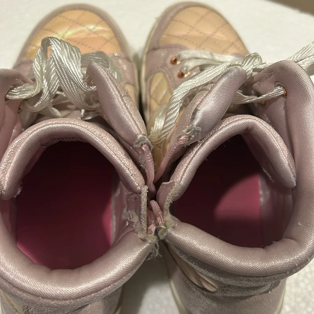 Skechers pink glittery quilt lace up/zip Hi Top platform sneakers women size 5